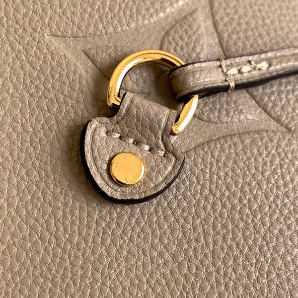 ルイヴィトンバッグ素材ディテール